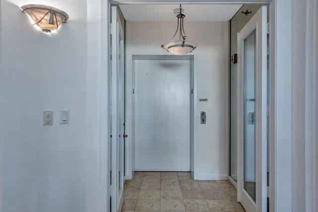 Unit 202 photo 14