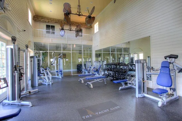 Unit 209 photo 24