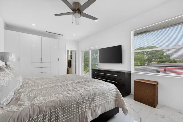 Residence photo 31