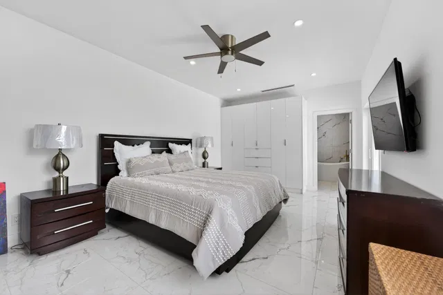 Residence photo 33