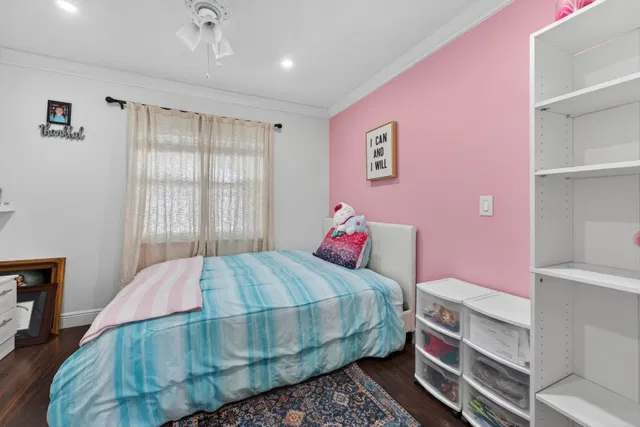 Residence photo 37