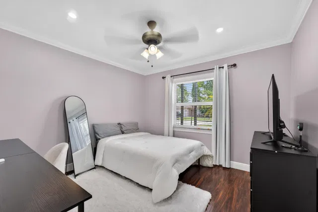 Residence photo 39
