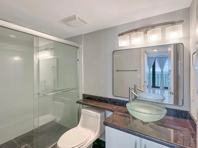 Tiara Singer Island Unit 23 E photo 17