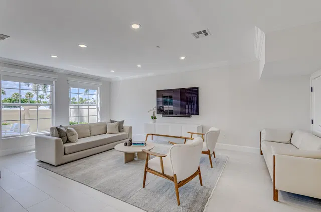 Residence photo 9