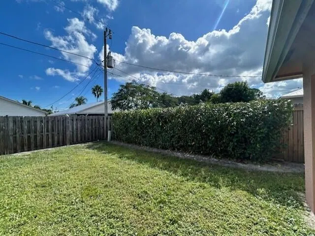  Residence photo 5