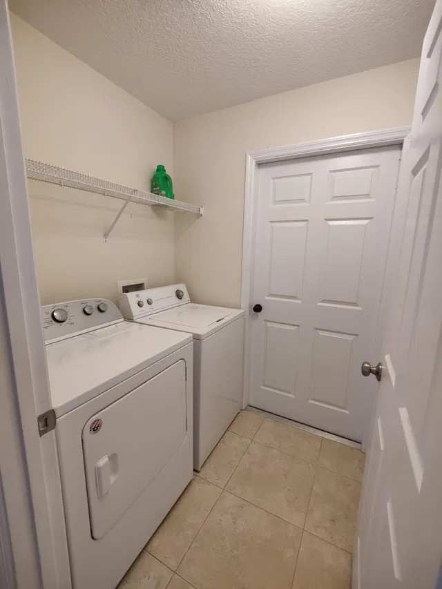  Residence photo 21
