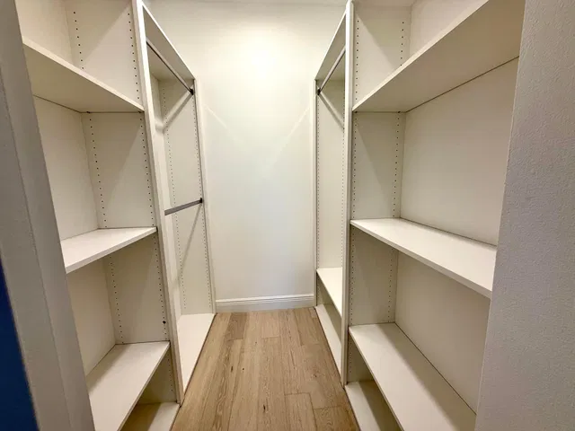 Residence photo 16