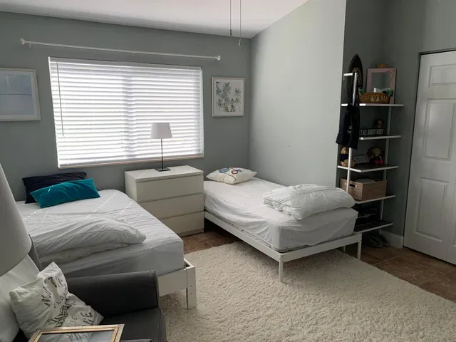 Unit 101 photo 14