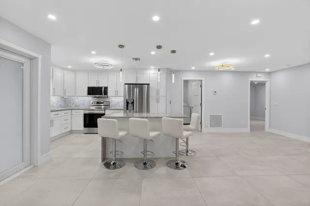 Residence photo 6