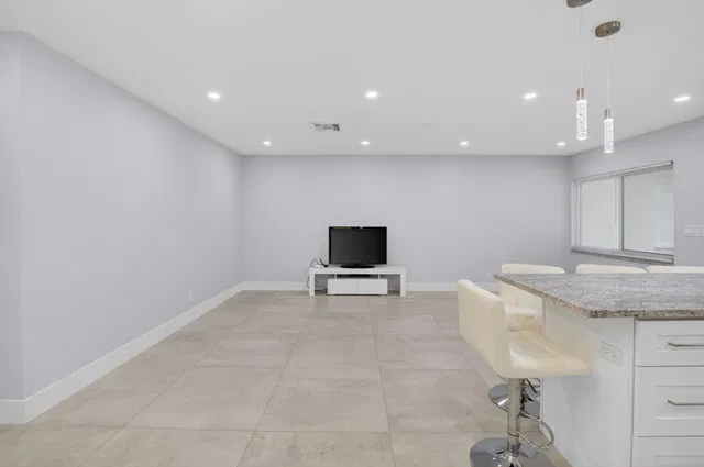 Residence photo 14