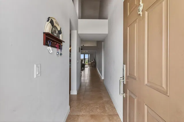 Unit 504 photo 3