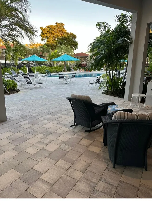 Unit 3010 photo 15