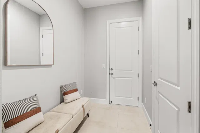 Residence photo 14