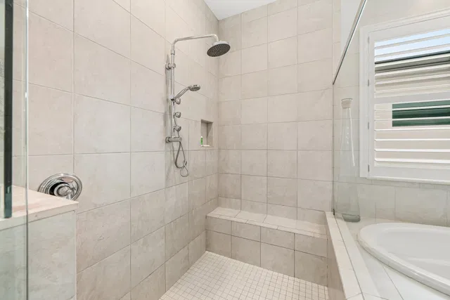 Residence photo 26