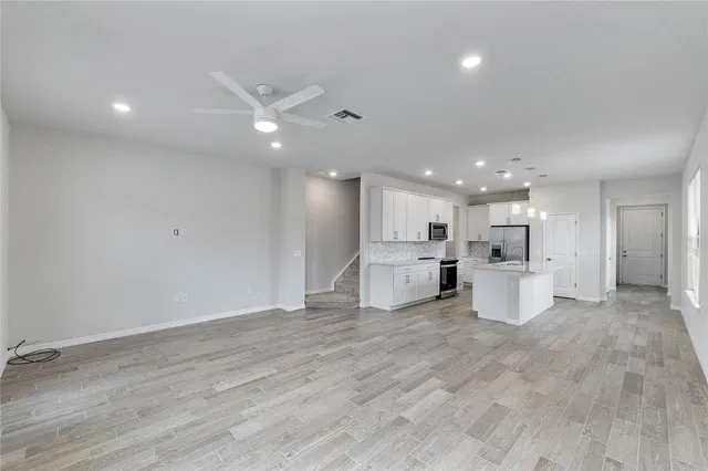 Residence photo 6