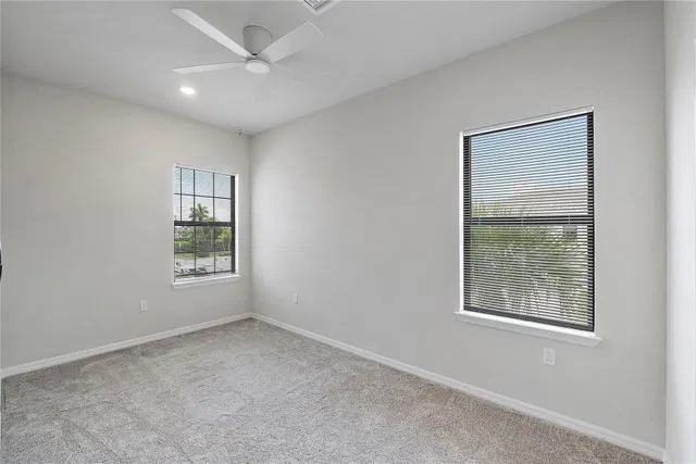 Residence photo 10