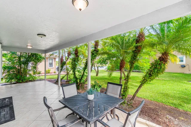 Residence photo 29
