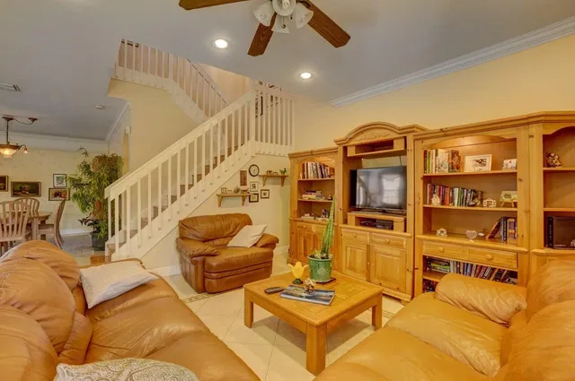 Residence photo 9