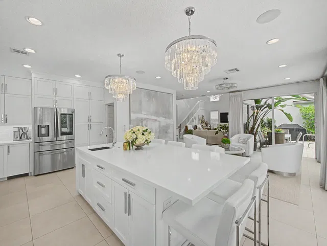 Woodfield Country Club Residence photo 12