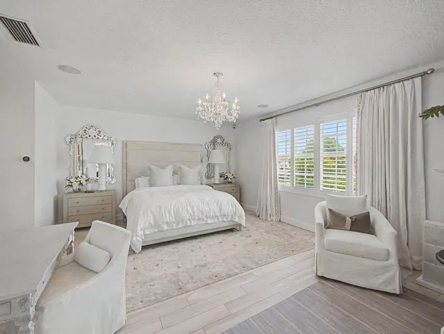 Woodfield Country Club Residence photo 19