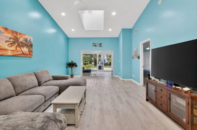Residence photo 14