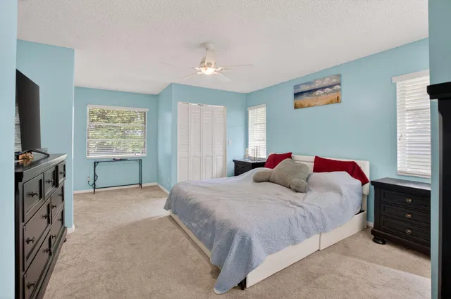 Residence photo 21