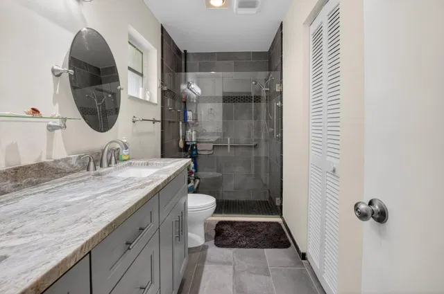 Residence photo 26