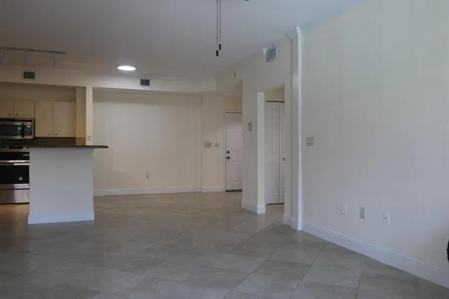 Downtown West Palm Beach Unit 212 photo 5