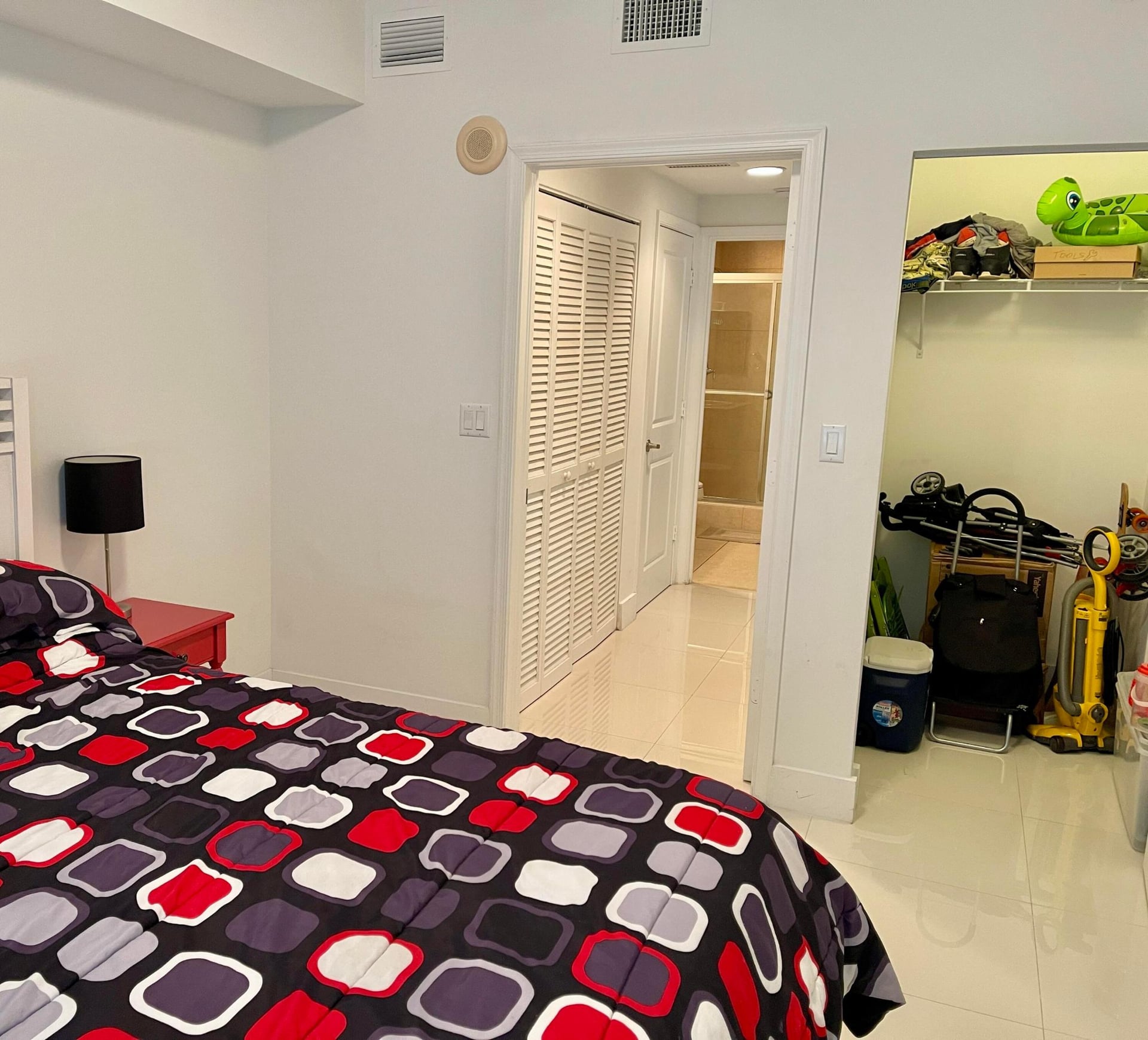 Unit 1206 photo 18