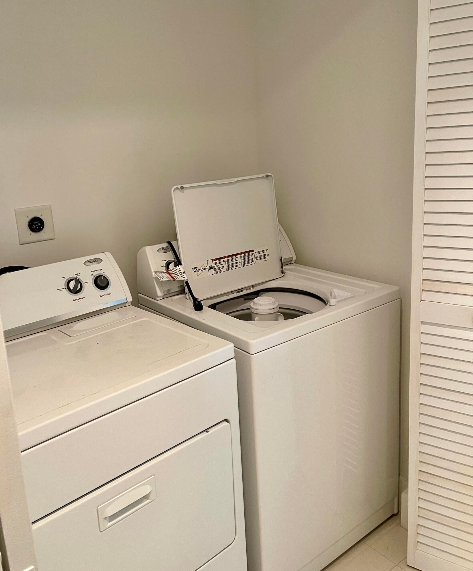 Unit 1206 photo 20
