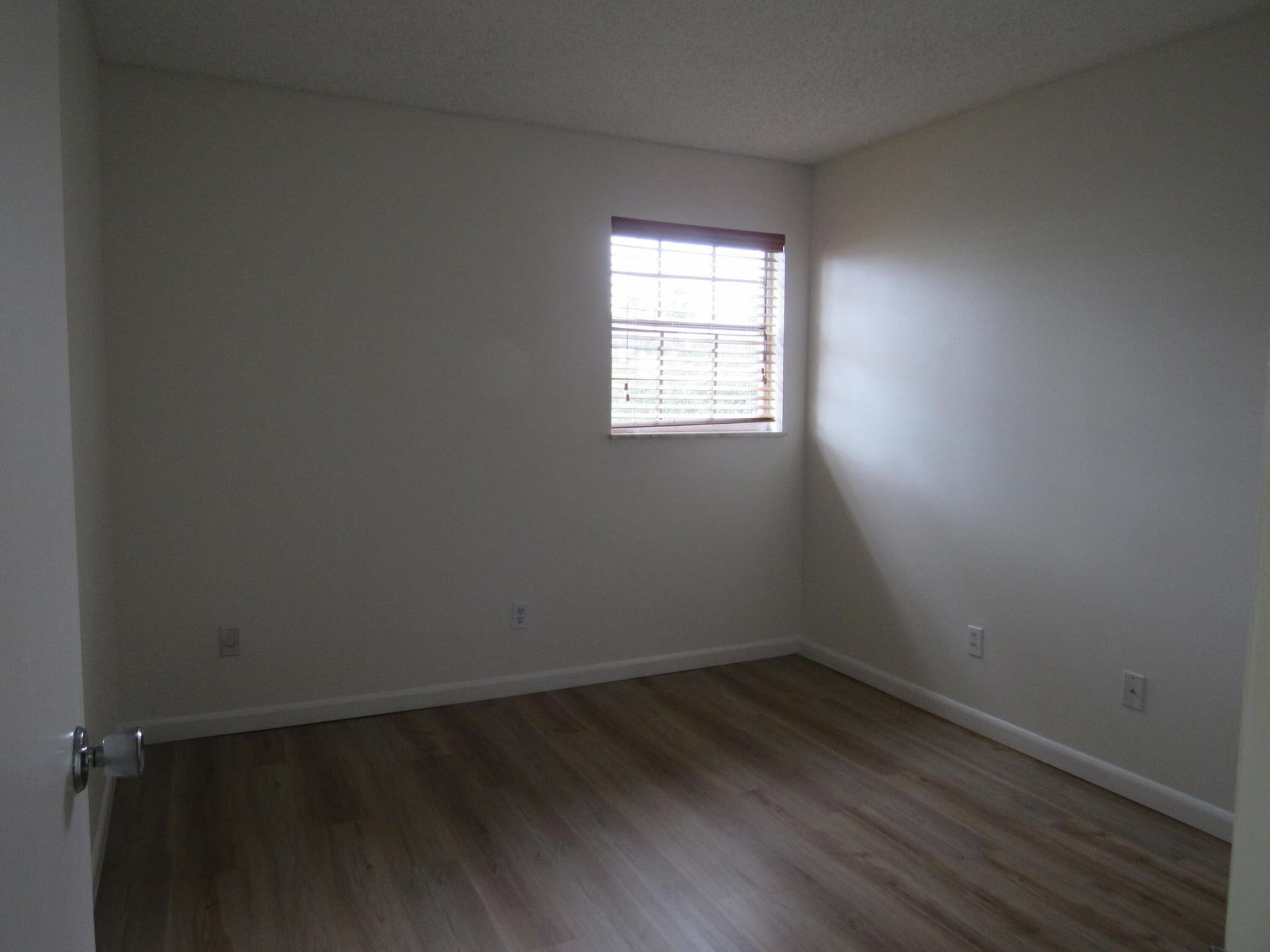  Residence photo 8