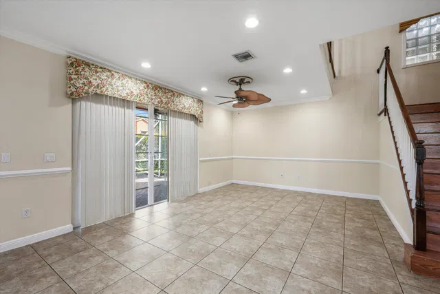 Residence photo 4