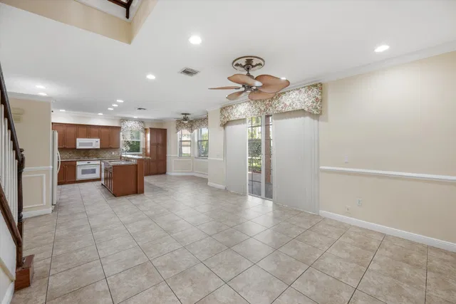 Residence photo 6