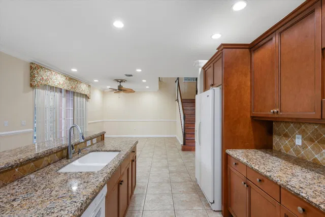 Residence photo 11