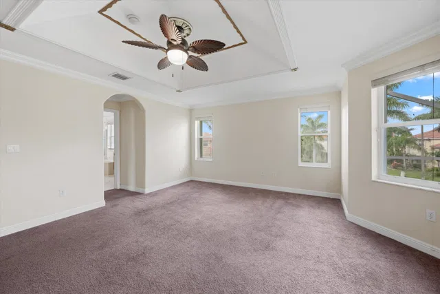 Residence photo 17