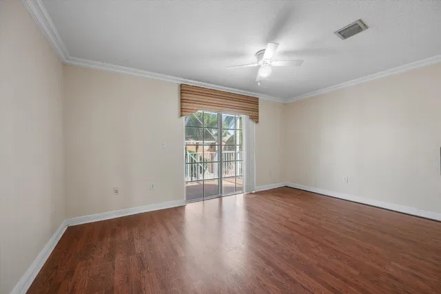 Residence photo 20