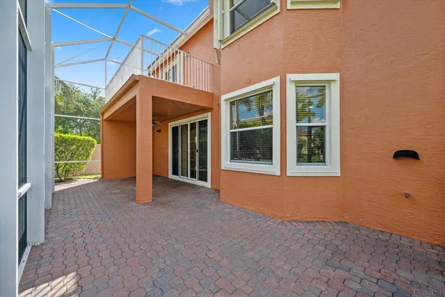 Residence photo 29