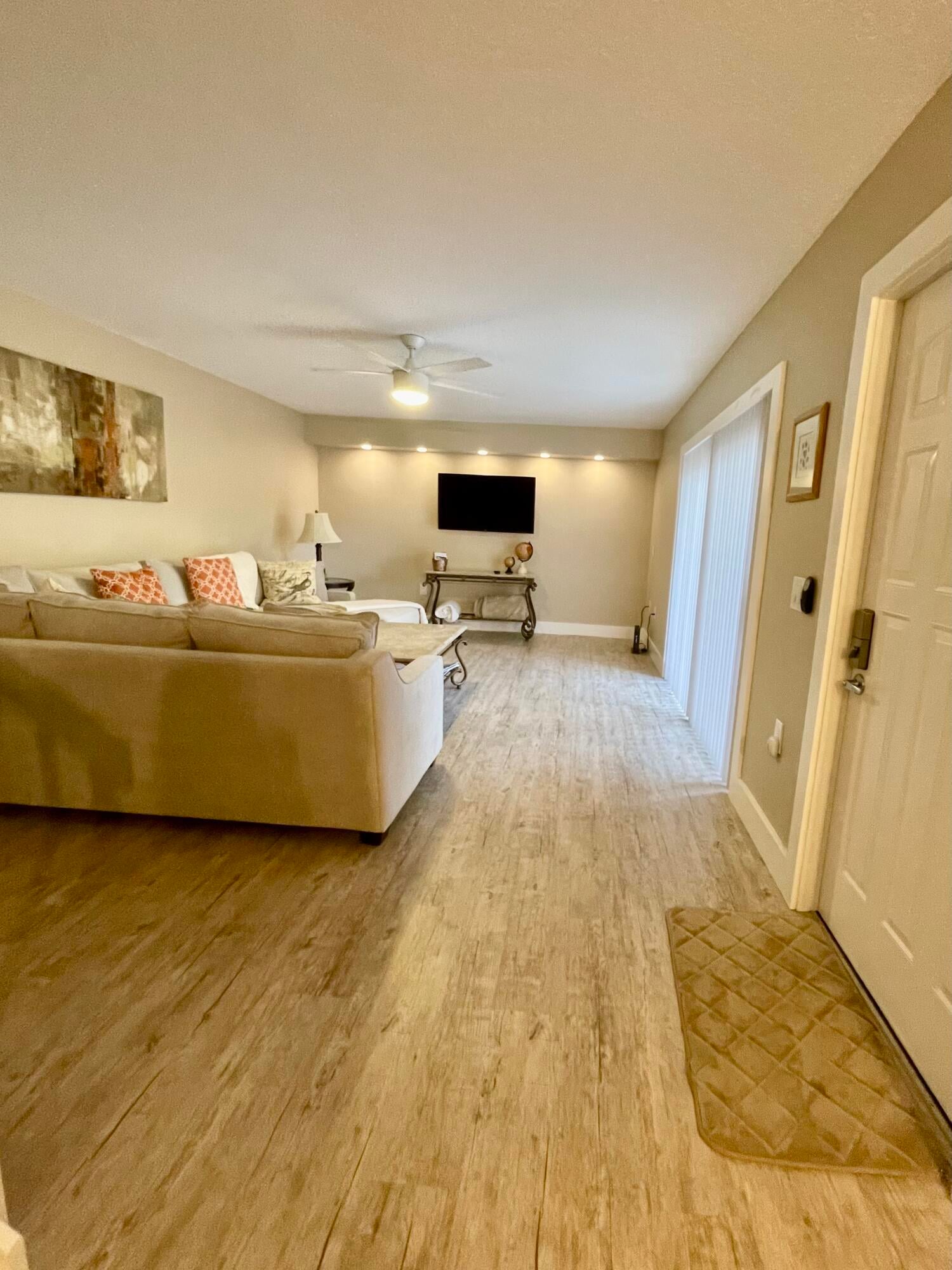  Residence photo 11