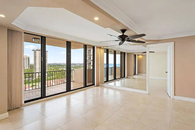 Singer Island Unit 1-1404 photo 4