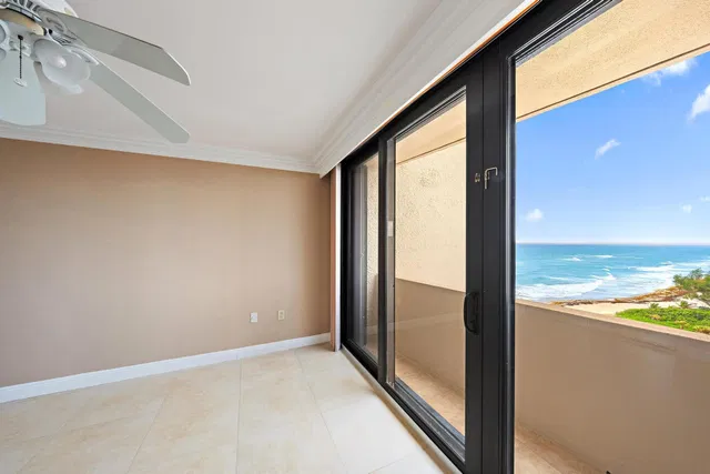 Singer Island Unit 1-1404 photo 12
