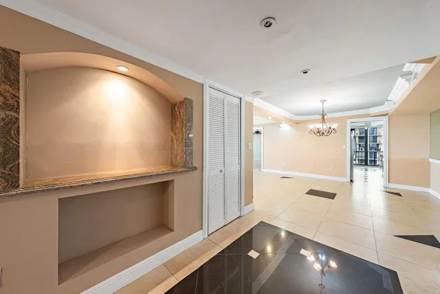 Singer Island Unit 1-1404 photo 19