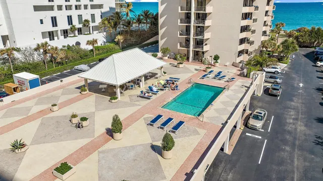 Singer Island Unit 1-1404 photo 25
