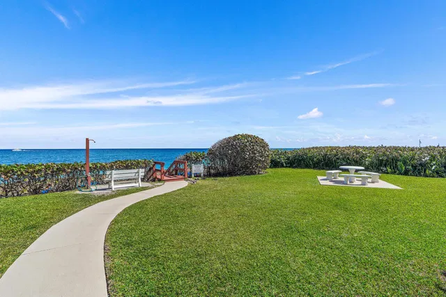 Singer Island Unit 1-1404 photo 29