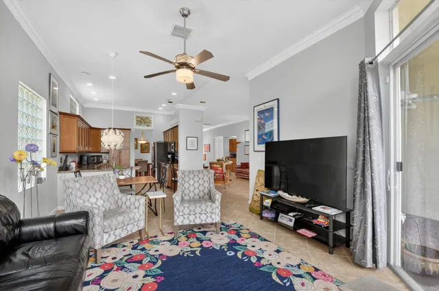  Residence photo 23