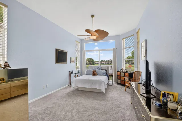  Residence photo 30