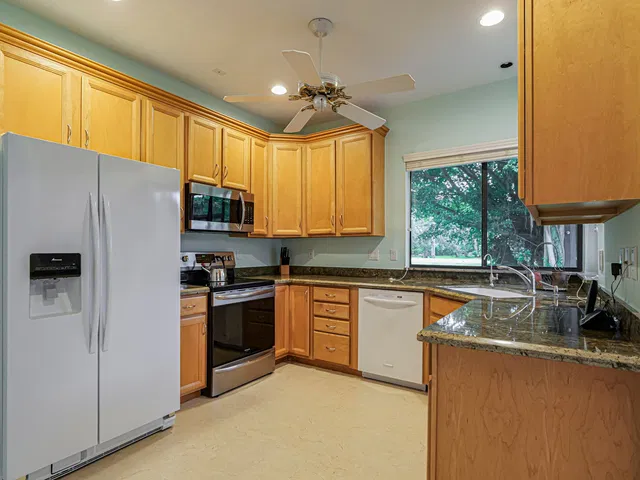 Willoughby Golf Club Residence photo 11