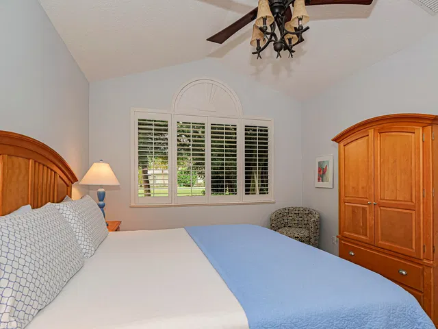 Willoughby Golf Club Residence photo 19