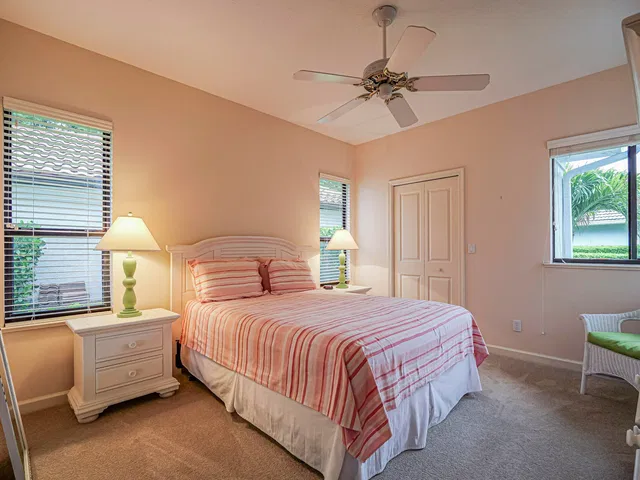 Willoughby Golf Club Residence photo 26