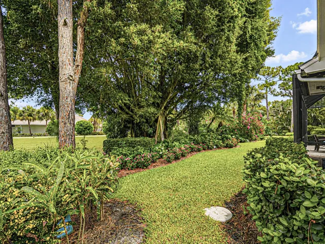 Willoughby Golf Club Residence photo 39