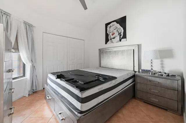  Residence photo 14